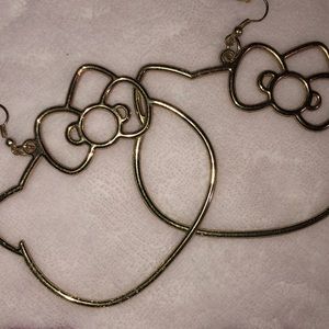 Gold hoop Hello Kitty earrings